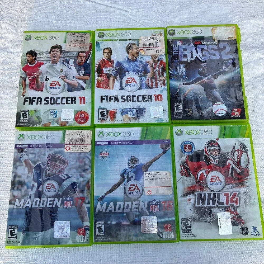 Xbox 360 Microsoft Video Game Lot Bundle Sports FIFA Soccer 10 & 11 Madden NFL